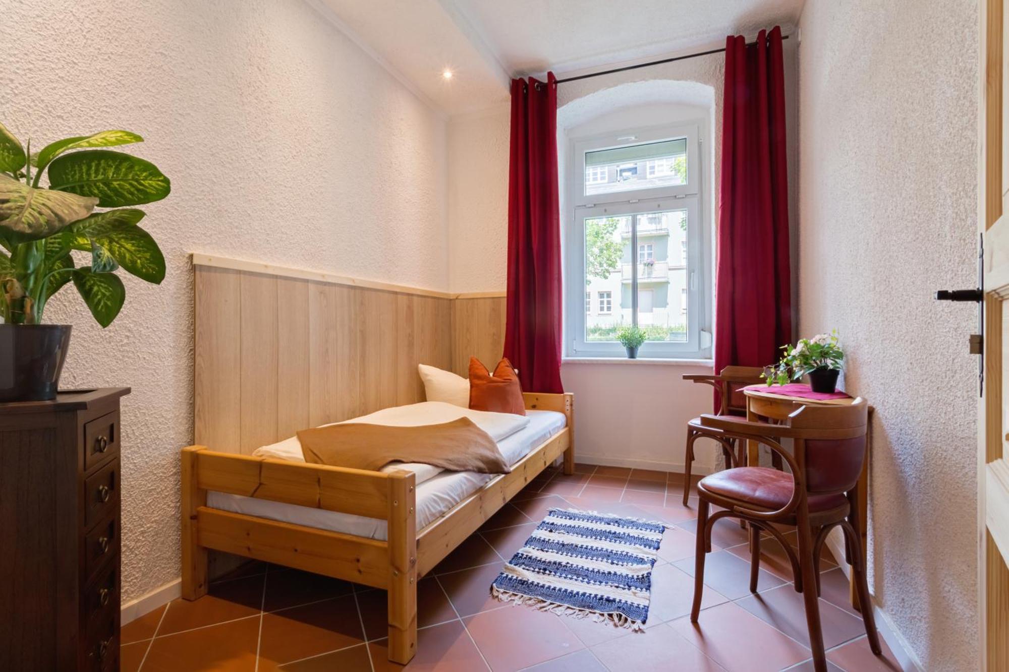 Gaestezimmer I Einzelzimmer Mit Gemeinschaftsbad Und Gemeinschaftskueche Chemnitz Ngoại thất bức ảnh